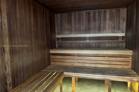 Снять в аренду кондоминиум в Майами, Флорида 52.68м2, № 1954664 - фото 18