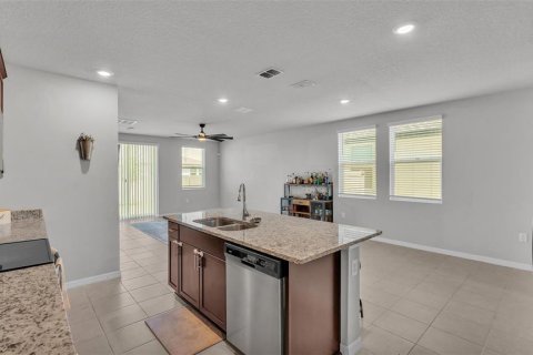 Casa en venta en Winter Haven, Florida, 4 dormitorios, 201.6 m2 № 1640319 - foto 8