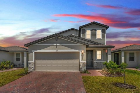 Casa en venta en Winter Haven, Florida, 4 dormitorios, 201.6 m2 № 1640319 - foto 1