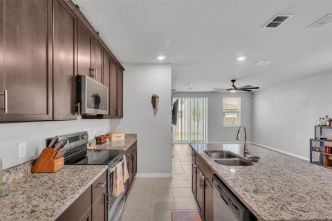 Casa en venta en Winter Haven, Florida, 4 dormitorios, 201.6 m2 № 1640319 - foto 5