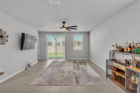 Casa en venta en Winter Haven, Florida, 4 dormitorios, 201.6 m2 № 1640319 - foto 12