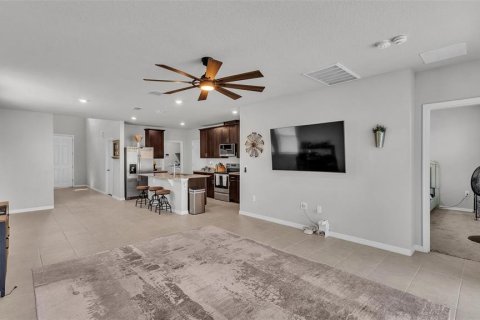 Casa en venta en Winter Haven, Florida, 4 dormitorios, 201.6 m2 № 1640319 - foto 13