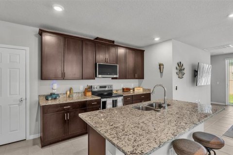 Casa en venta en Winter Haven, Florida, 4 dormitorios, 201.6 m2 № 1640319 - foto 7