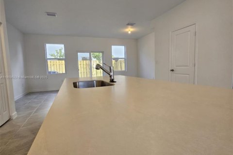 Touwnhouse à louer à Florida City, Floride: 3 chambres № 1742472 - photo 2