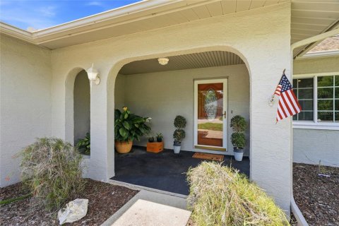 Villa ou maison à vendre à Spring Hill, Floride: 3 chambres, 133.04 m2 № 2222880 - photo 3