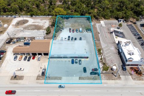 Propiedad comercial en Englewood, Florida 523.97 m2 № 2166126
