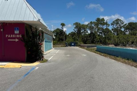 Propiedad comercial en venta en Englewood, Florida, 523.97 m2 № 2166126 - foto 11