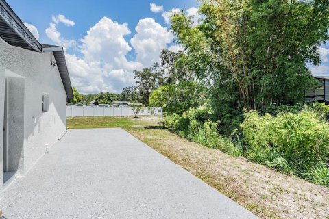 Casa en venta en Tampa, Florida, 3 dormitorios, 154.78 m2 № 1870205 - foto 5