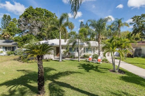 Купить виллу или дом в Данедин, Флорида 7 комнат, 112.69м2, № 1786618 - фото 3