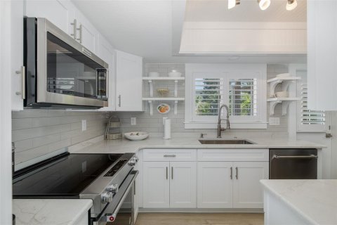 Купить виллу или дом в Данедин, Флорида 7 комнат, 112.69м2, № 1786618 - фото 17