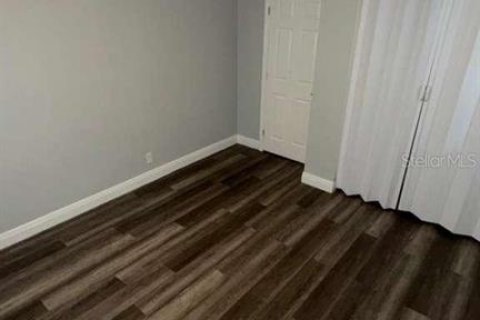 Casa en venta en Tampa, Florida, 4 dormitorios, 110.37 m2 № 2102144 - foto 6