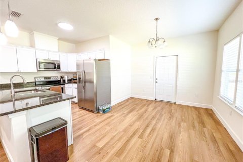 House in Newberry, Florida 3 bedrooms, 124.77 sq.m. № 2393560 - photo 6