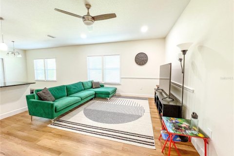 House in Newberry, Florida 3 bedrooms, 124.77 sq.m. № 2393560 - photo 4