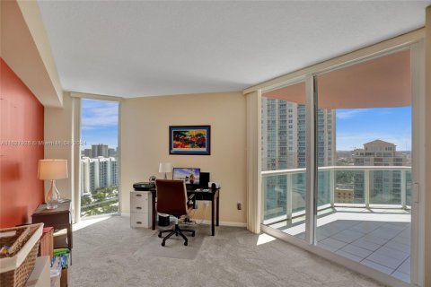 Condo in Aventura, Florida, 2 bedrooms  № 1290857 - photo 21