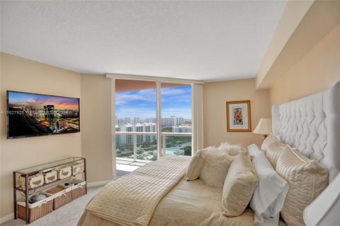 Condo in Aventura, Florida, 2 bedrooms  № 1290857 - photo 17