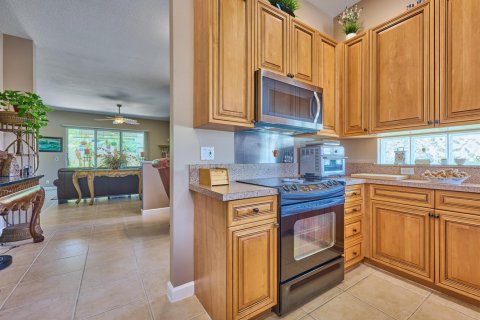 Townhouse in Palm Beach Gardens, Florida 3 bedrooms, 165.92 sq.m. № 2184986 - photo 24