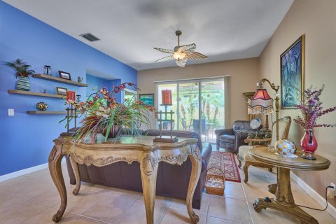 Townhouse in Palm Beach Gardens, Florida 3 bedrooms, 165.92 sq.m. № 2184986 - photo 18