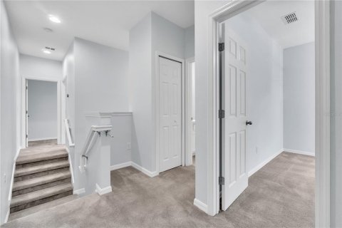 Townhouse in Apopka, Florida 3 bedrooms, 153.29 sq.m. № 1661740 - photo 16