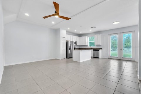 Townhouse in Apopka, Florida 3 bedrooms, 153.29 sq.m. № 1661740 - photo 5