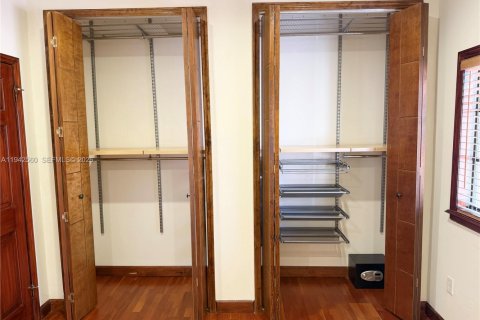 Adosado en venta en Coral Gables, Florida, 2 dormitorios, 97.55 m2 № 1999992 - foto 8