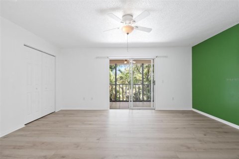 Touwnhouse à vendre à Winter Haven, Floride: 2 chambres, 119.01 m2 № 1540567 - photo 28