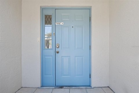 Touwnhouse à vendre à Winter Haven, Floride: 2 chambres, 119.01 m2 № 1540567 - photo 3