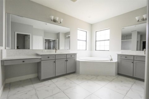 Villa ou maison à vendre à Riverview, Floride: 6 chambres, 464.7 m2 № 1858412 - photo 22