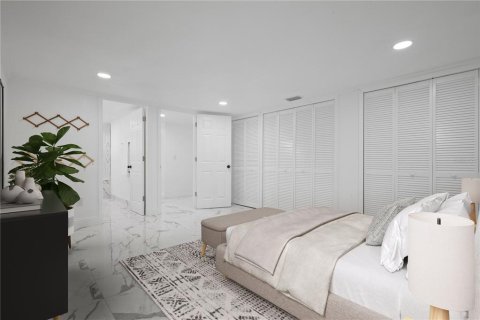 House in Saint Petersburg, Florida 4 bedrooms, 146.79 sq.m. № 1904708 - photo 8