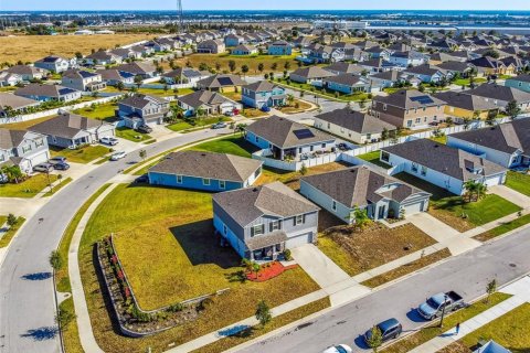 Casa en venta en Haines City, Florida, 5 dormitorios, 248.61 m2 № 2211696 - foto 8