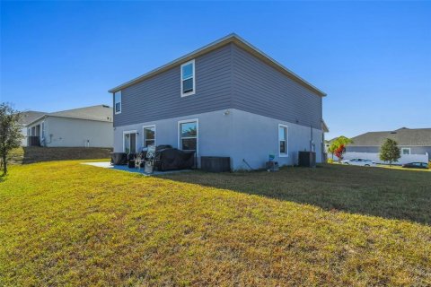 Casa en venta en Haines City, Florida, 5 dormitorios, 248.61 m2 № 2211696 - foto 12