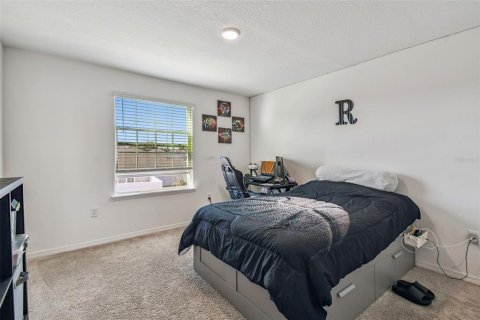 Casa en venta en Haines City, Florida, 5 dormitorios, 248.61 m2 № 2211696 - foto 23