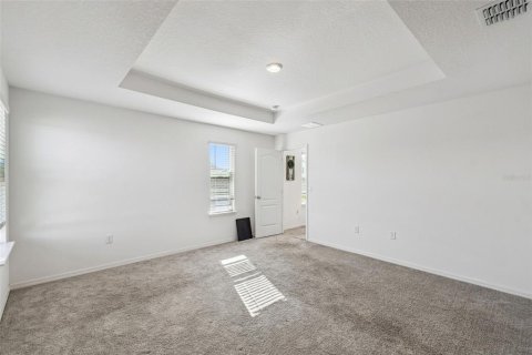 Casa en venta en Haines City, Florida, 5 dormitorios, 248.61 m2 № 2211696 - foto 18