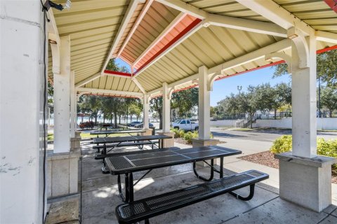 Casa en venta en Haines City, Florida, 5 dormitorios, 248.61 m2 № 2211696 - foto 10