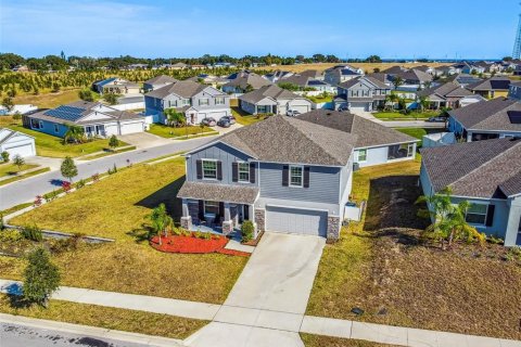 Casa en venta en Haines City, Florida, 5 dormitorios, 248.61 m2 № 2211696 - foto 9