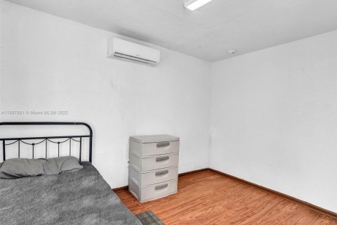 Купить виллу или дом в Майами, Флорида 5 спален, 207.17м2, № 1938584 - фото 20