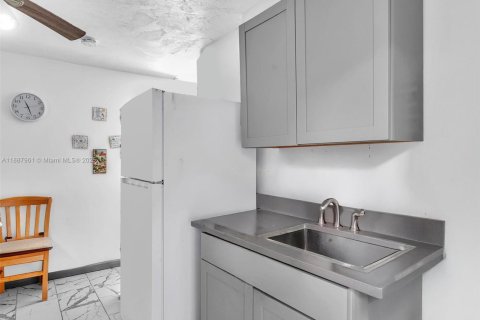 Купить виллу или дом в Майами, Флорида 5 спален, 207.17м2, № 1938584 - фото 4