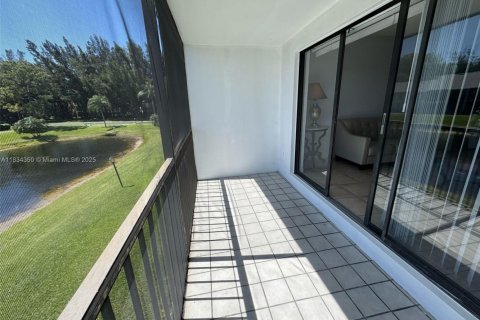 Condo in West Palm Beach, Florida, 2 bedrooms  № 1814049 - photo 20