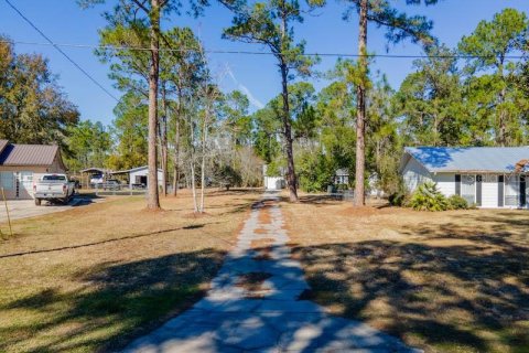 House in Fort MC Coy, Florida 3 bedrooms, 120.4 sq.m. № 2096845 - photo 2