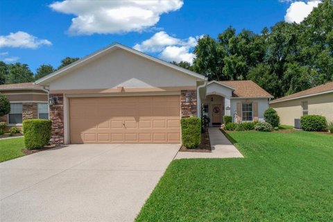 Casa en Ocala, Florida 3 dormitorios, 127.65 m2 № 2380370