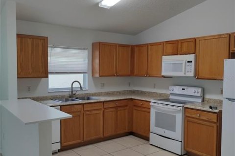 Casa en alquiler en Davenport, Florida, 4 dormitorios, 175.31 m2 № 1873889 - foto 2