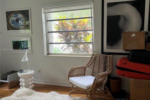 Apartment in Coral Gables, Florida 2 bedrooms, 239.69 sq.m. № 1951642 - photo 9