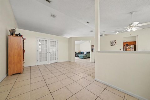 Villa ou maison à vendre à Orlando, Floride: 3 chambres, 167.5 m2 № 2355629 - photo 15