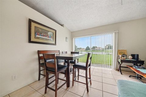 Villa ou maison à vendre à Orlando, Floride: 3 chambres, 167.5 m2 № 2355629 - photo 10