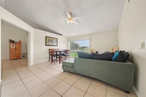 Villa ou maison à vendre à Orlando, Floride: 3 chambres, 167.5 m2 № 2355629 - photo 18