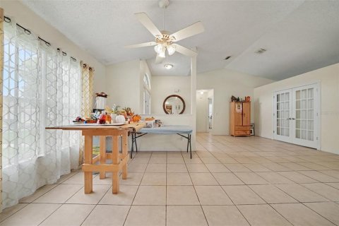 Villa ou maison à vendre à Orlando, Floride: 3 chambres, 167.5 m2 № 2355629 - photo 17