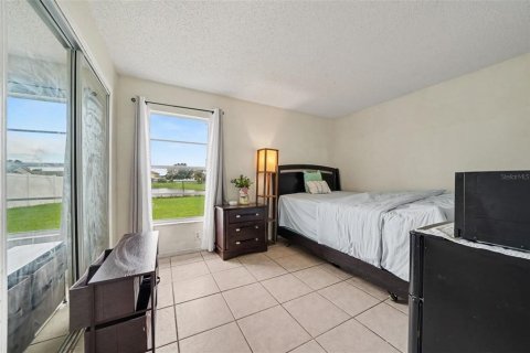 Villa ou maison à vendre à Orlando, Floride: 3 chambres, 167.5 m2 № 2355629 - photo 9