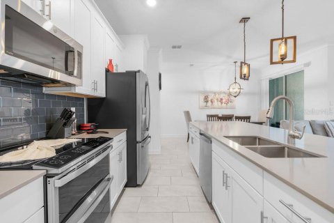 Adosado en venta en Davenport, Florida, 4 dormitorios, 177.81 m2 № 1625679 - foto 26