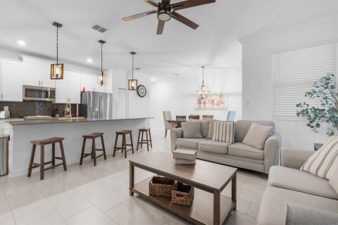 Adosado en venta en Davenport, Florida, 4 dormitorios, 177.81 m2 № 1625679 - foto 4