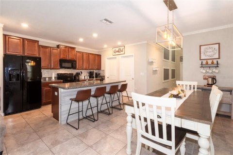 House in Wimauma, Florida 5 bedrooms, 224.36 sq.m. № 1888575 - photo 3