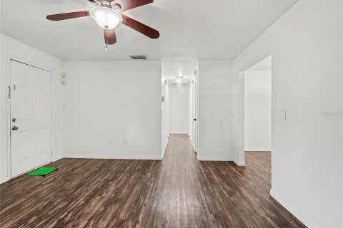 Casa en venta en Lakeland, Florida, 4 dormitorios, 126.16 m2 № 2167184 - foto 3